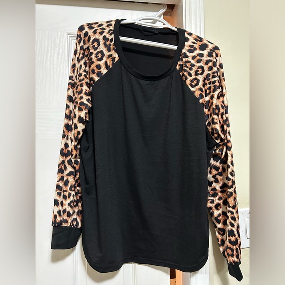 SHEIN top - Picture 1 of 1